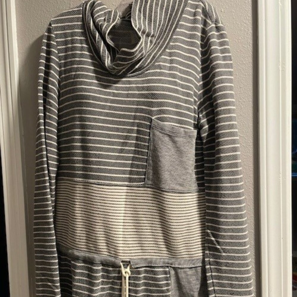 Saturday Sunday by Anthropologie Slouchy Neck Front Drawstring Pullover Sz M